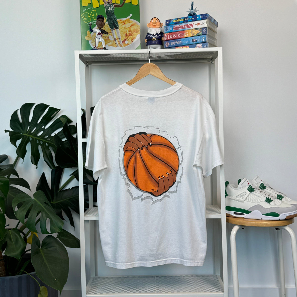 Vintage Estava Junior High Barons T-Shirt – M