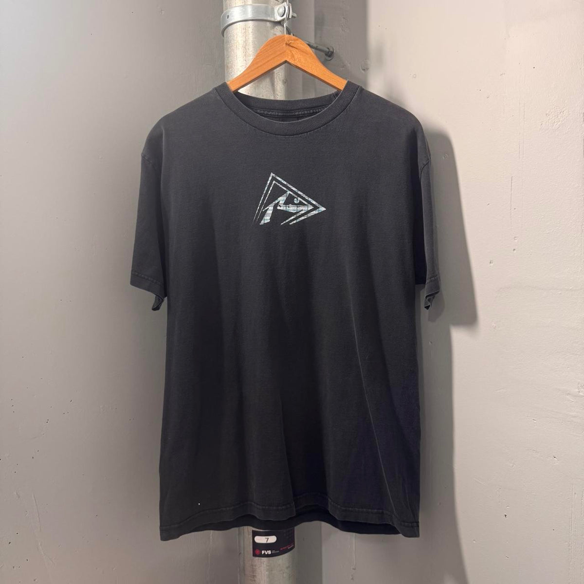 Vintage Surf Graphic T-Shirt Black Size M - Image 1