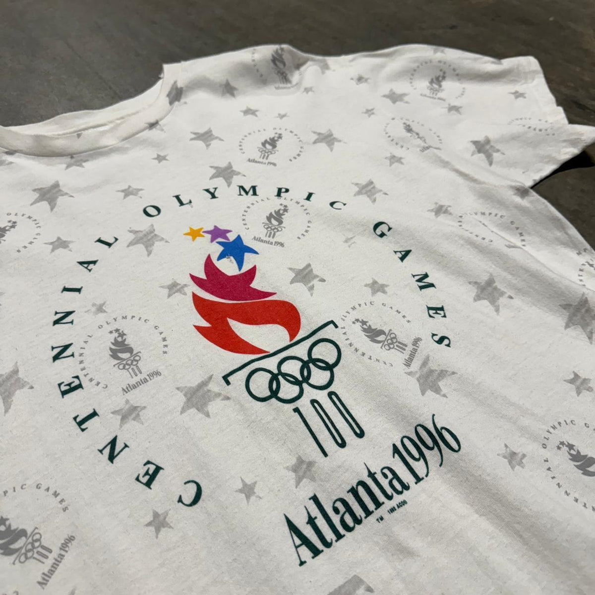 Vintage 1996 Atlanta Olympic Games All-Over Print T-Shirt - XL - Image 2