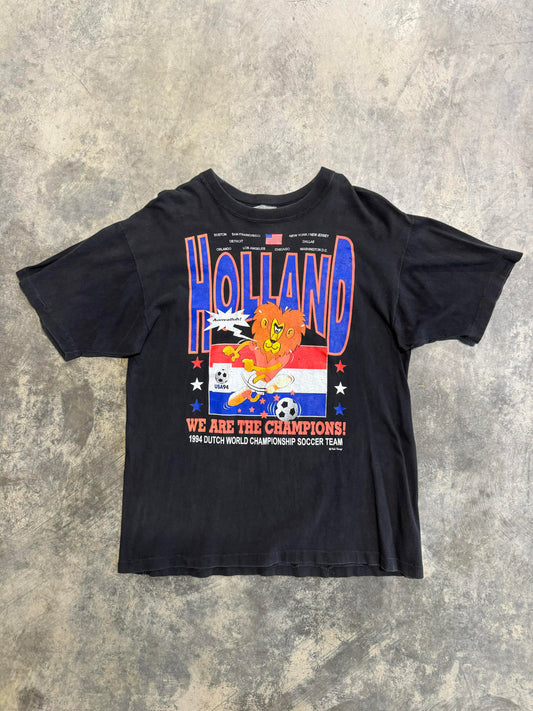 Vintage Holland 'Champions' Soccer T-Shirt – M