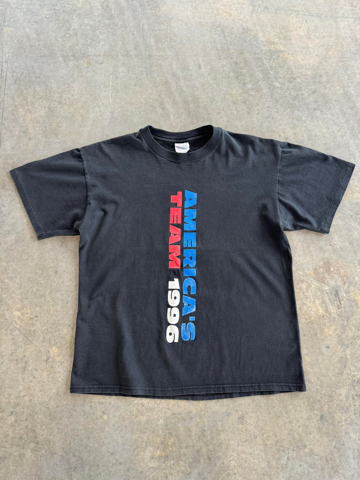 Vintage USA Olympic Team 'Eagle' T-Shirt – M