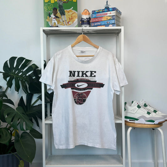 Vintage Nike Basketball T-Shirt – M