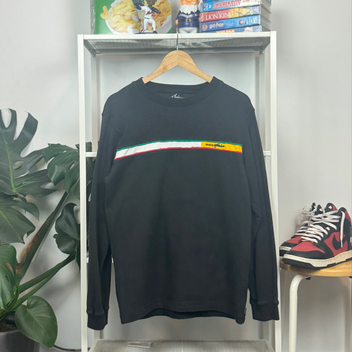 Vintage Rusty Black Sweatshirt – S