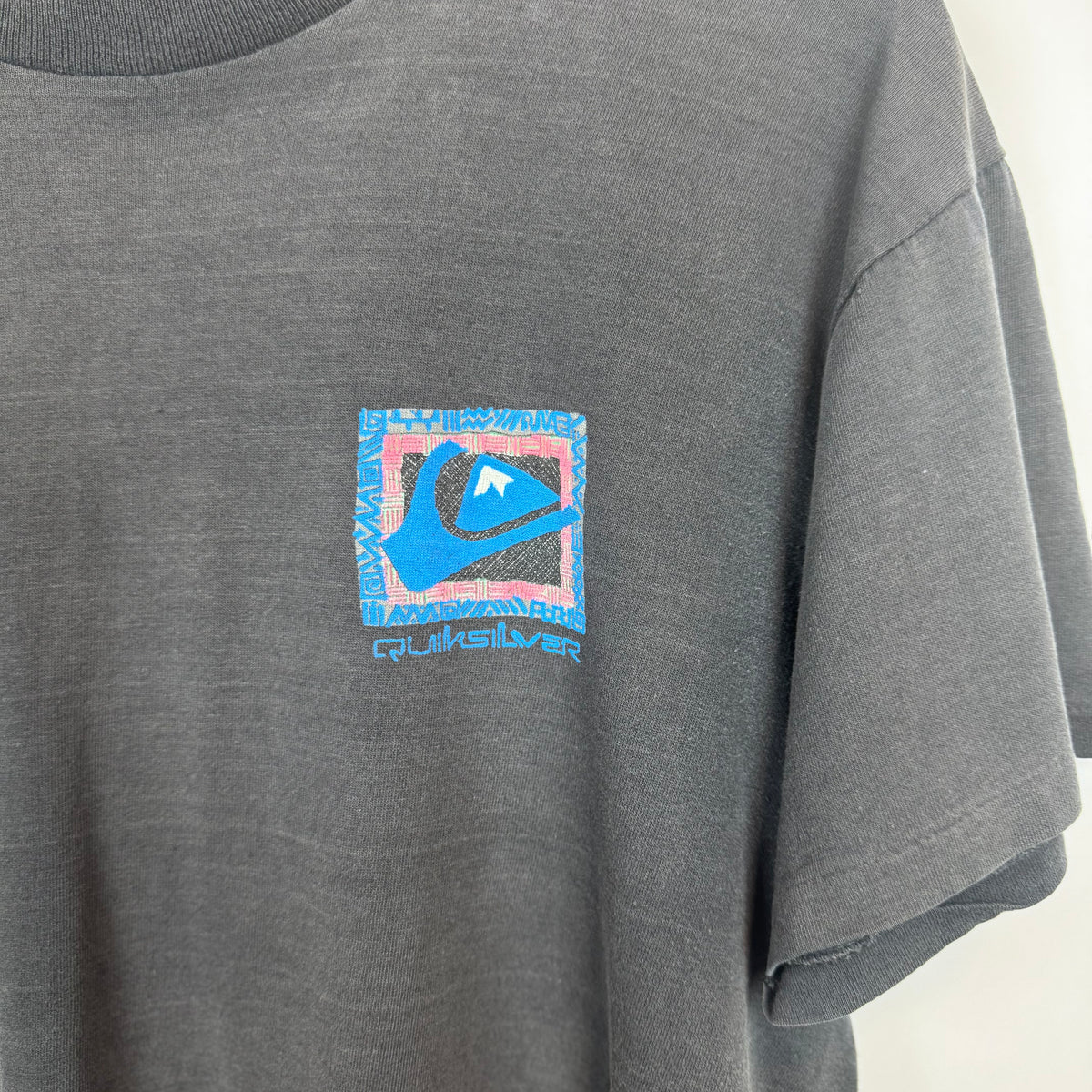 Vintage 90s Quiksilver T-Shirt – M